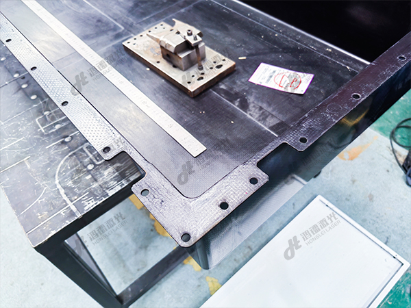 新能源汽車電池盒切割